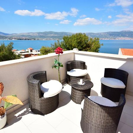 Apartment Anda-1 By Interhome Trogir Eksteriør billede