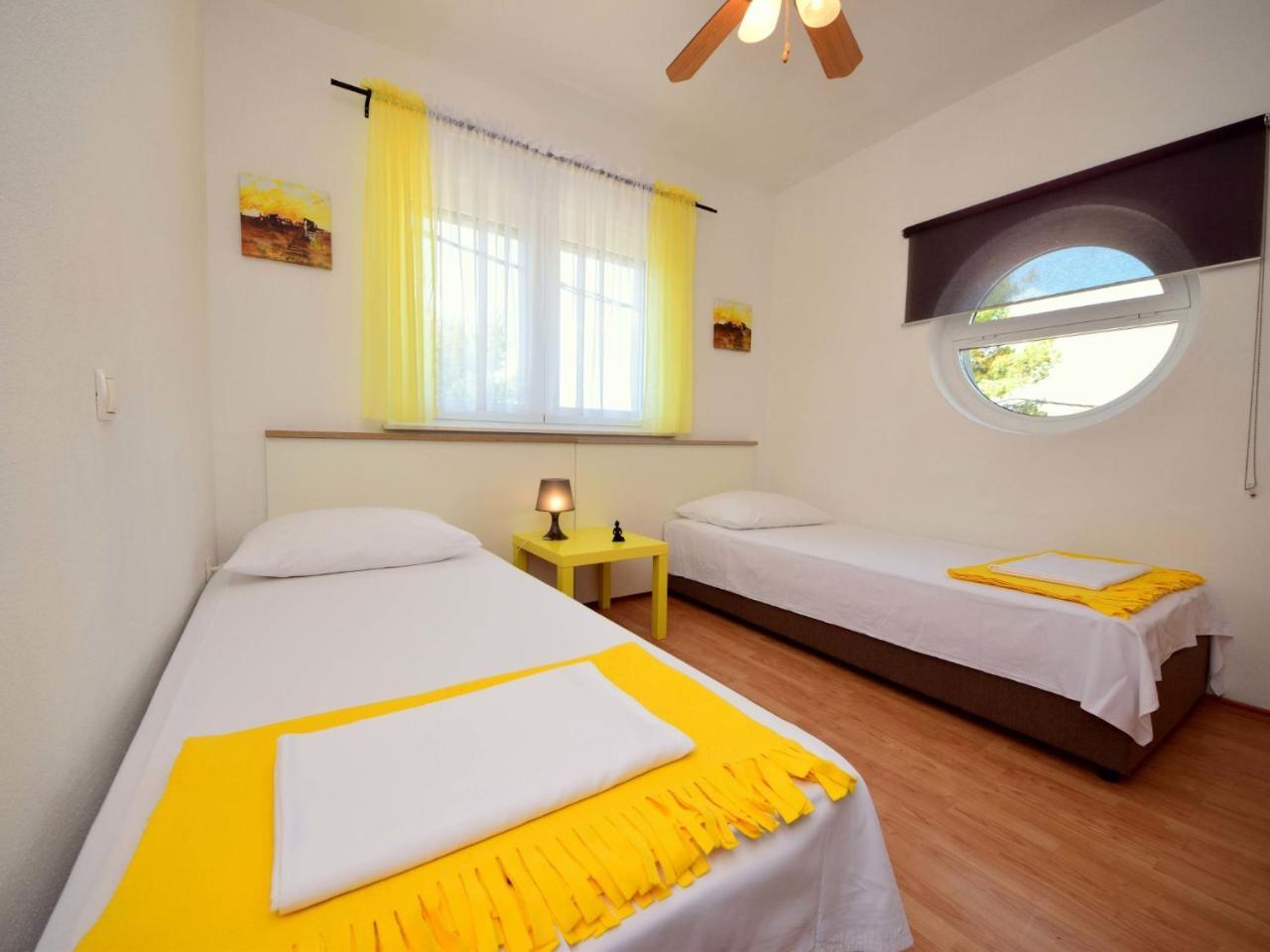 Apartment Anda-1 By Interhome Trogir Eksteriør billede